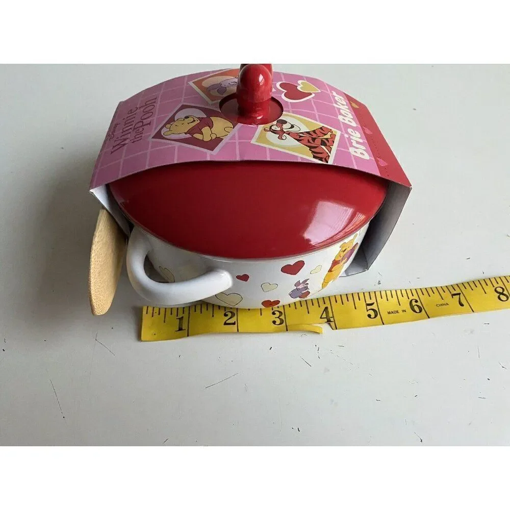 Disney Winnie the Pooh Tigger Piglet Eeyore Valentines Brie Baker & Wood‎ Spoon
